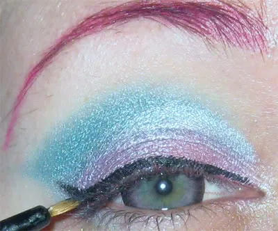 Step Nine Hooded Eye Tutorial