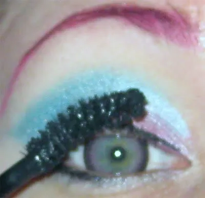 Step Fourteen Hooded Eye Tutorial