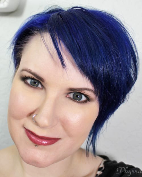 Wearing Whip Hand Action Eyeshadow and Itch Crave Lip Hit