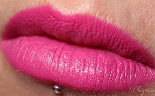 Bite Beauty Matte Crème Lip Crayon Satsuma Swatch