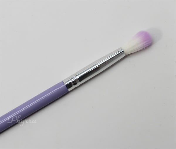 Crown brush crease blender