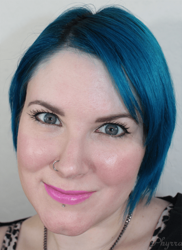 Wearing Urban Decay Summer 2014 Liners