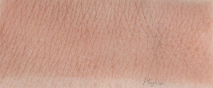 Urban Decay Combust Swatch