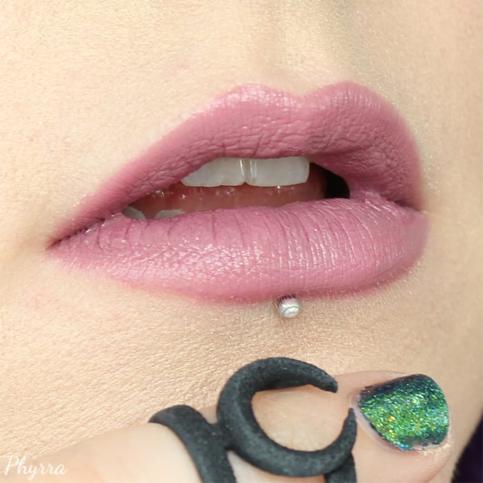 Lunatick Cosmetic Labs Bruja