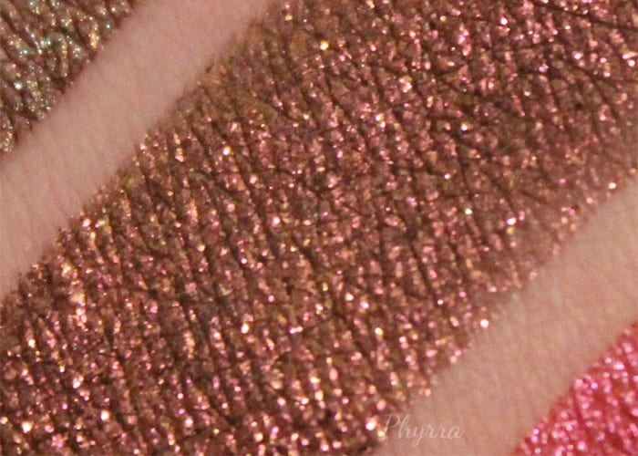 Fyrinnae Lady Glamis swatch