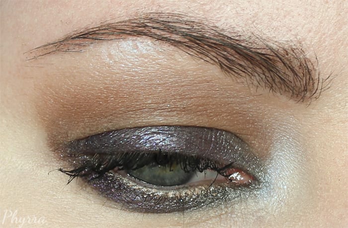 Japonesque Pixelated Purple Look