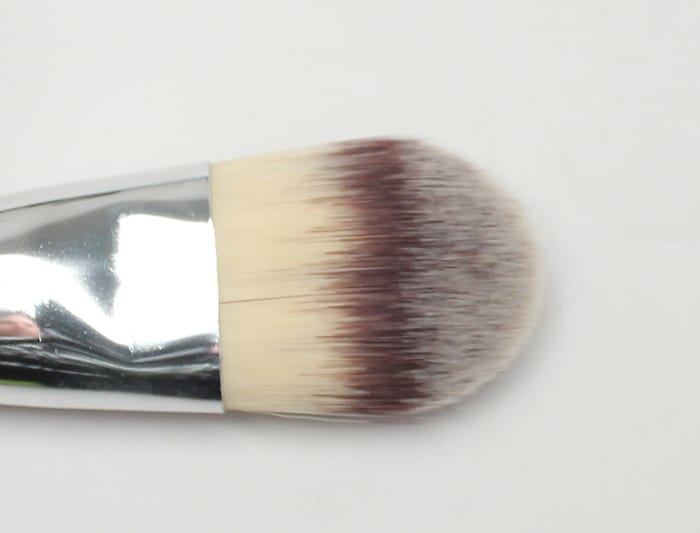 It Cosmetics Flat Foundation Brush