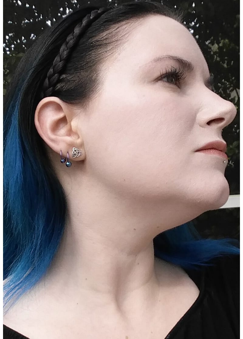 Kat Von D Lock-It 41 Foundation Wear Test and Review