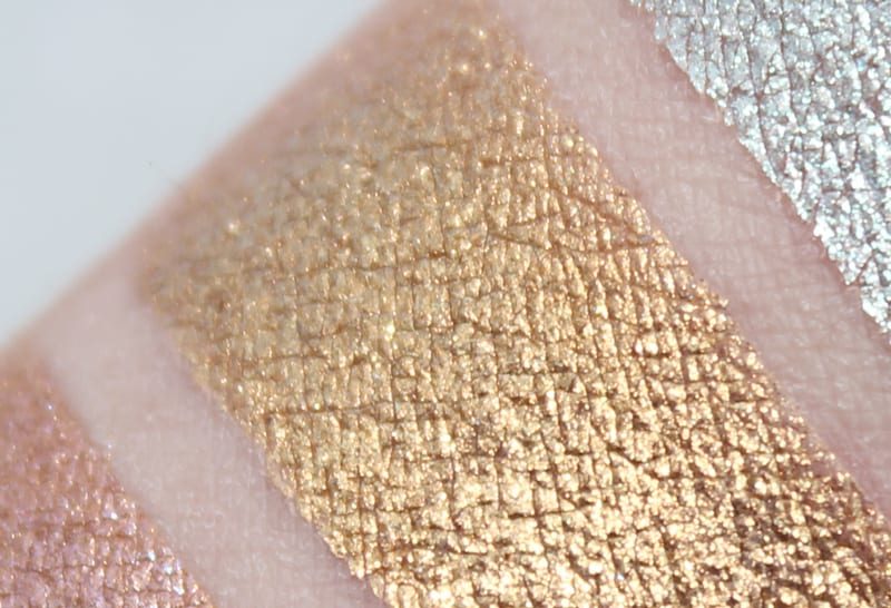 Aromaleigh Agestrata swatch