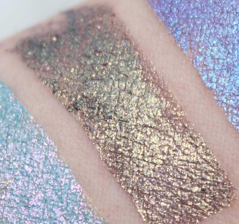 Aromaleigh Iridotaenia swatch