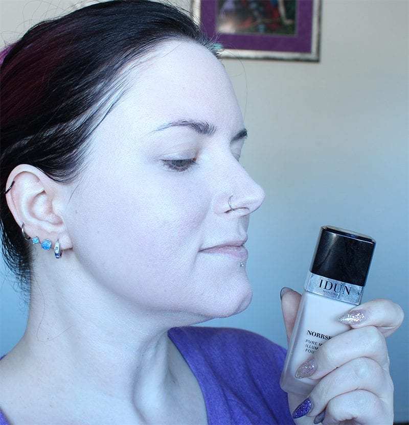 Idun Minerals Norrsken Liquid Foundation Review in Jorunn on Pale Skin