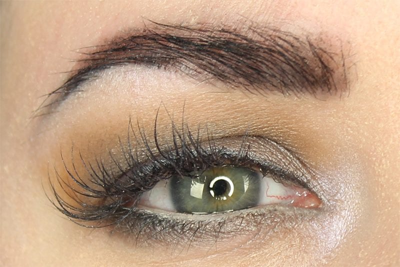 Tarte Rainforest of the Sea Eyeshadow Palette Vol. II Look on blue green eyes