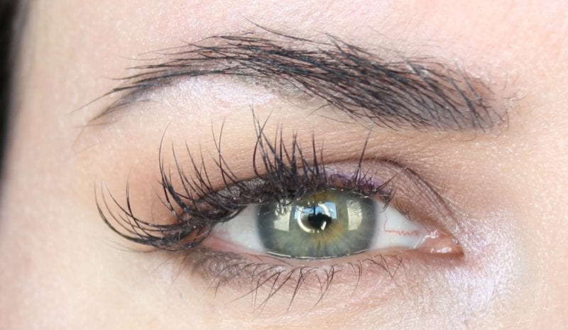 Simple hooded eye makeup look with Urban Decay Tease