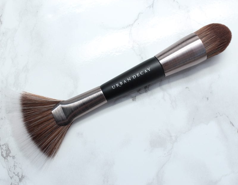 Urban Decay Naked Skin Shapeshifter Brush
