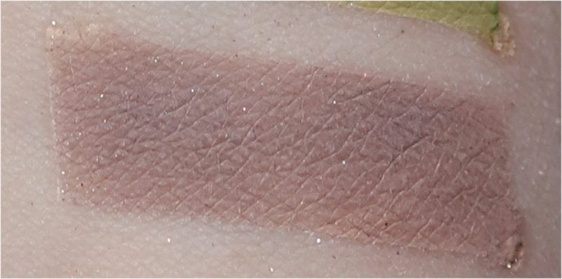 Apocalyptic Beauty Ghastly Greta Contour swatch