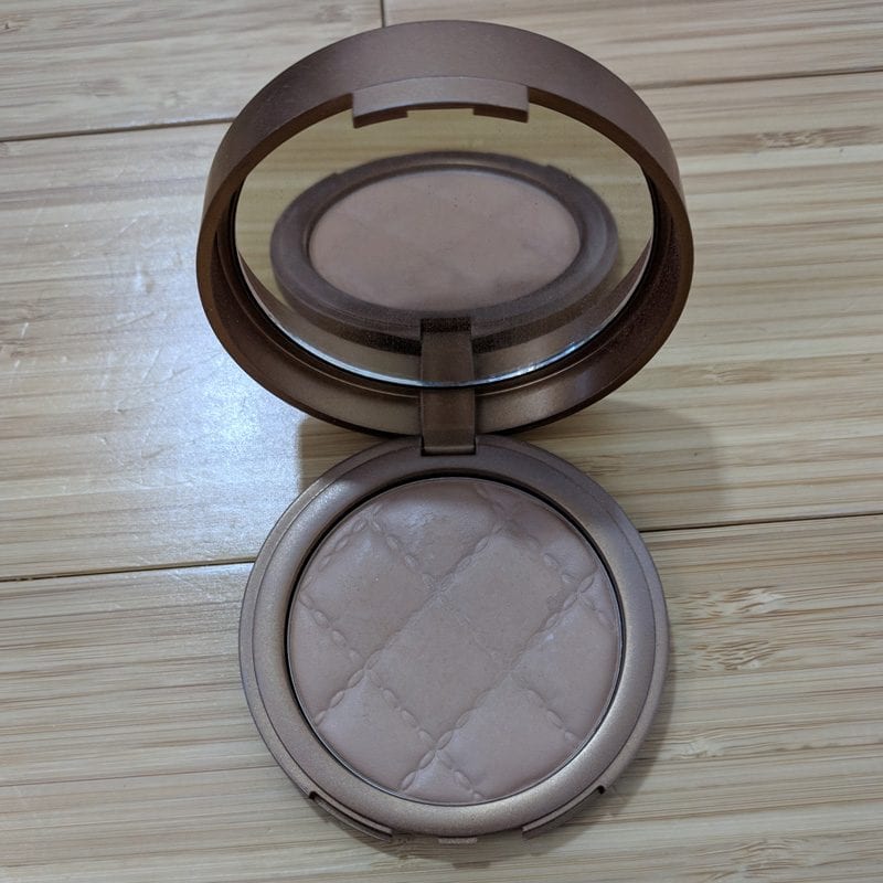 Laura Geller Beach Matte Baked Hydrating Bronzer in Sunrise Fair