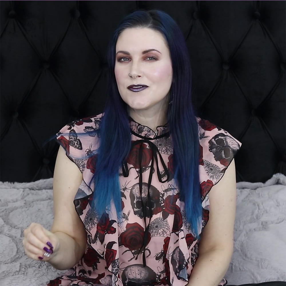 Work Wear Gothic Clothing: Office Professional Gothic Lookbook