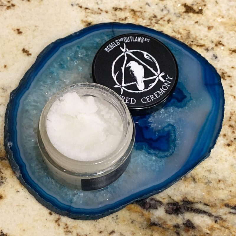 Rebels & Outlaws Kiss For Luck Smoothing Lip Scrub Review