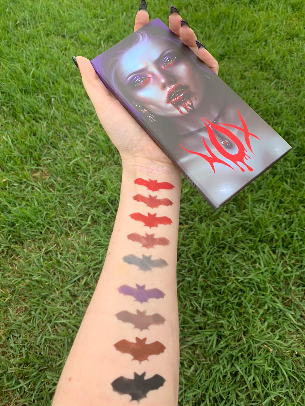 Baby Bat Beauty Nox Palette Swatches