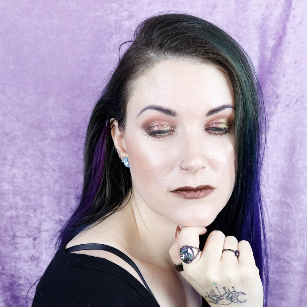 Devinah Paralucia Tutorial