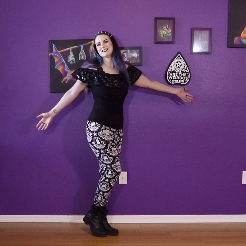 Too Fast Gothic Damask Print Leggings