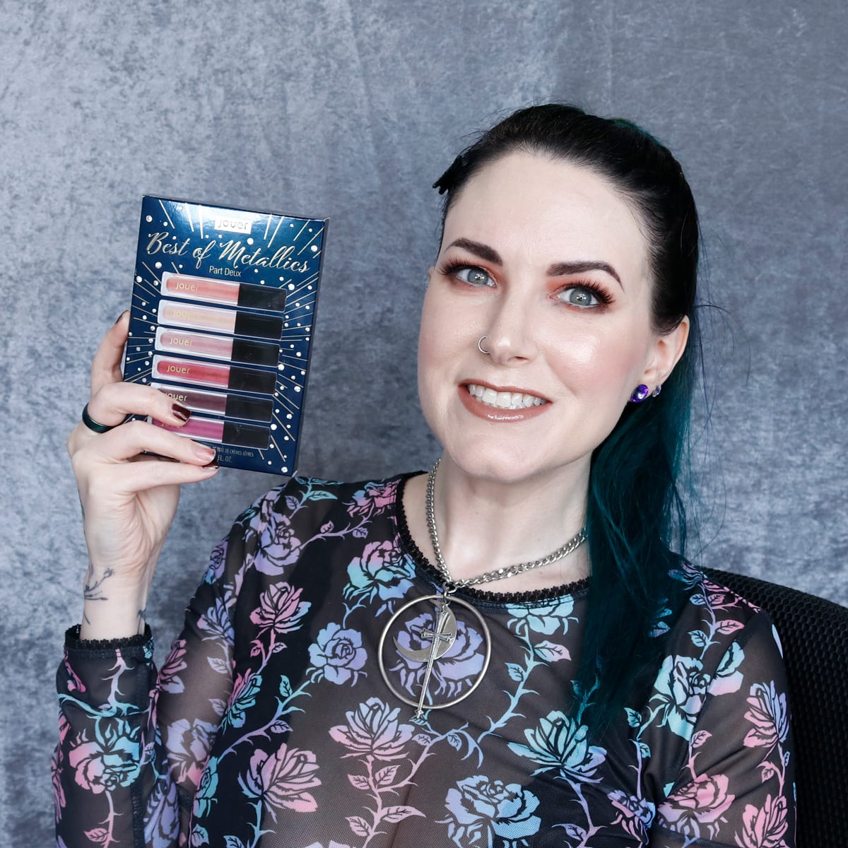 Jouer Midnight in Paris Holiday Collection