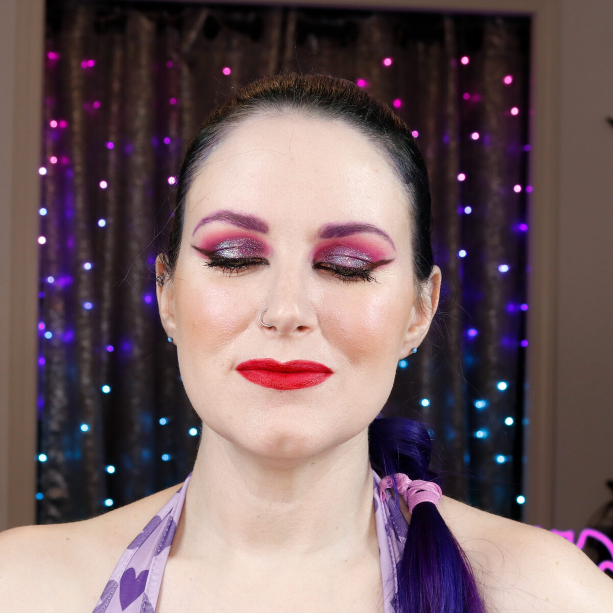 Multichrome eyeshadow makeup