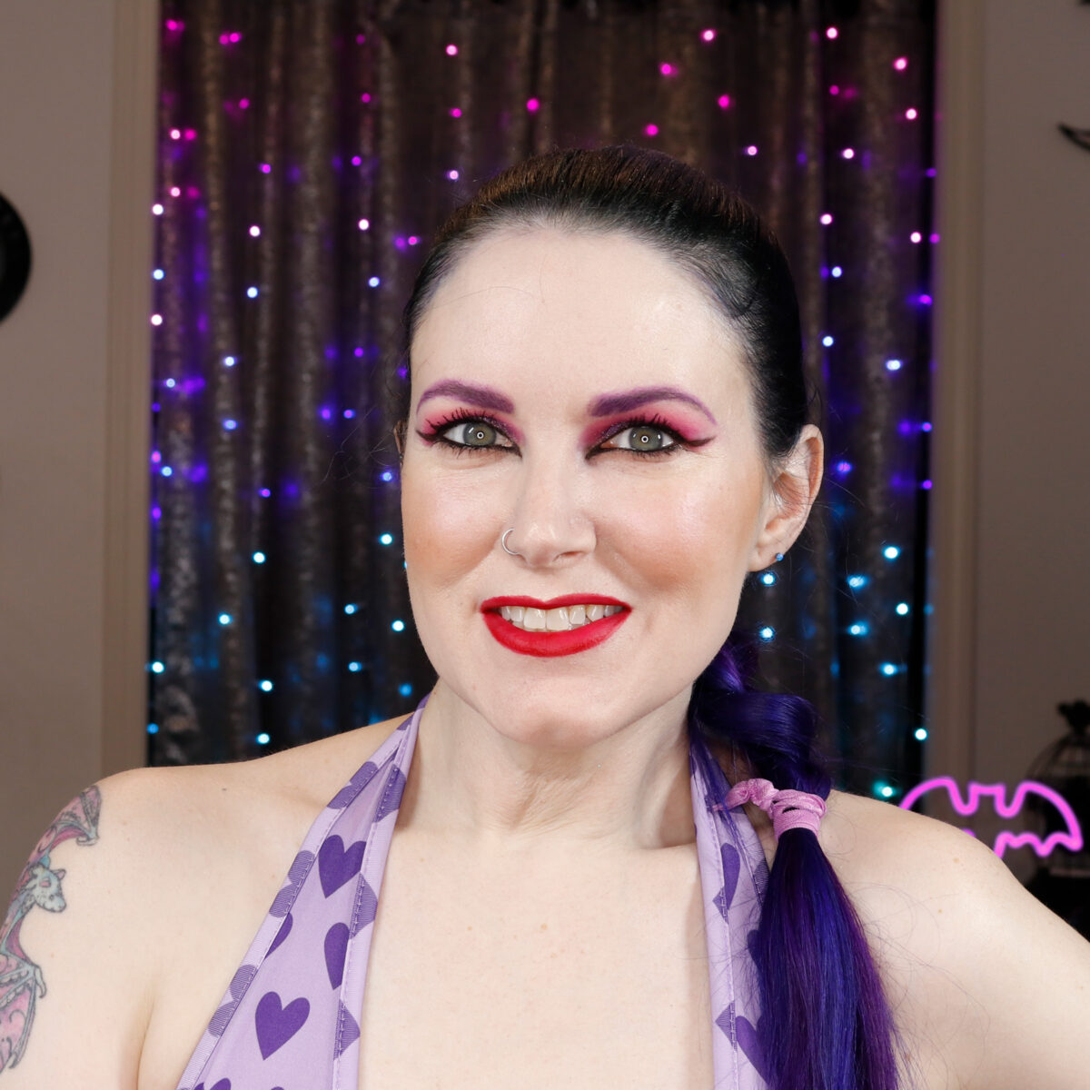 Las Vegas Kitsch Makeup Look Headshot of Cordelia