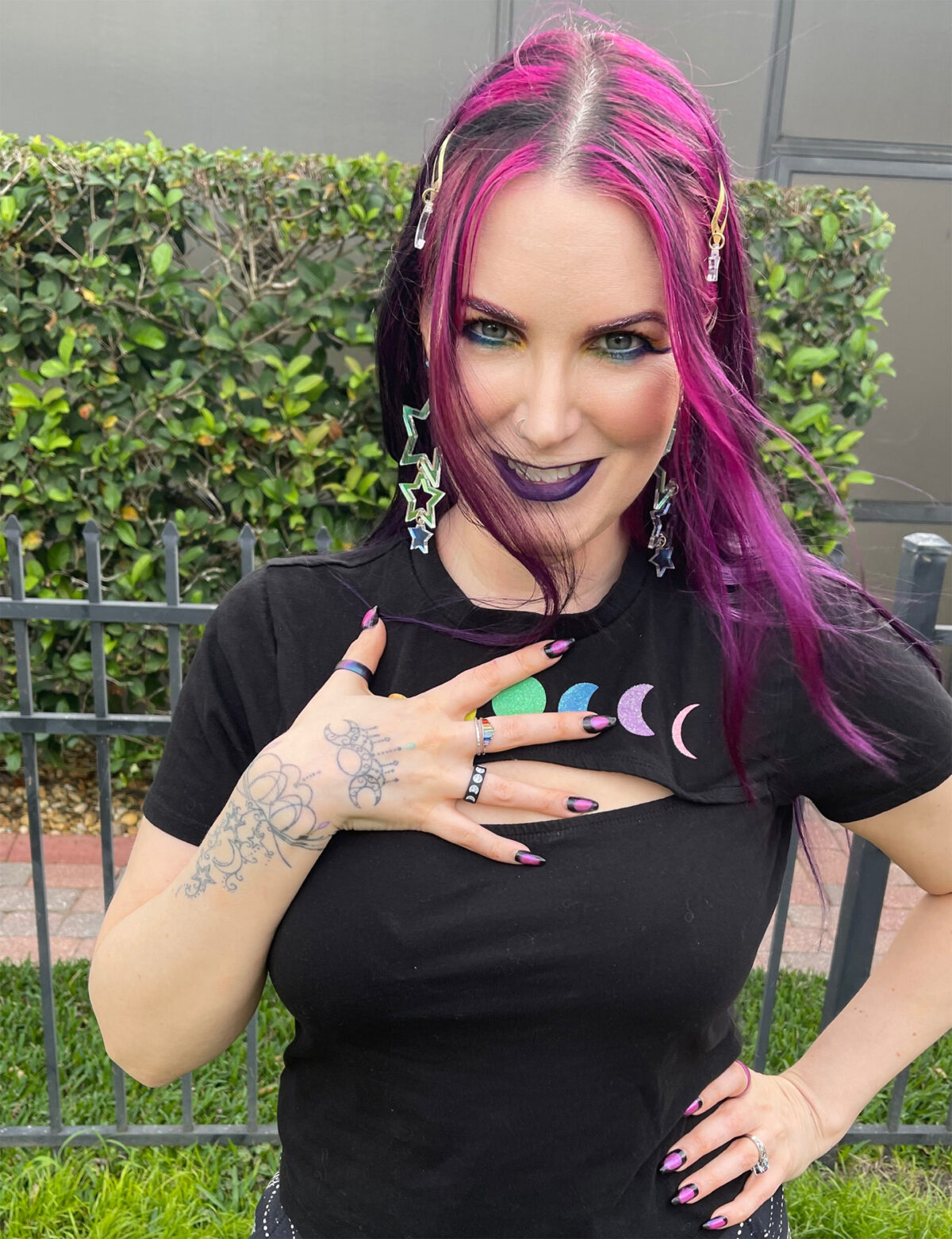 Rainbow Ring LGBT on a bisexual woman