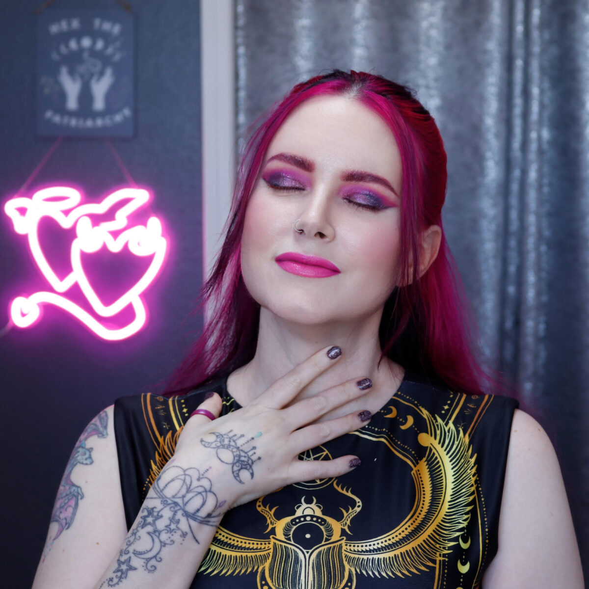 Pink Multichrome Makeup Inspiration