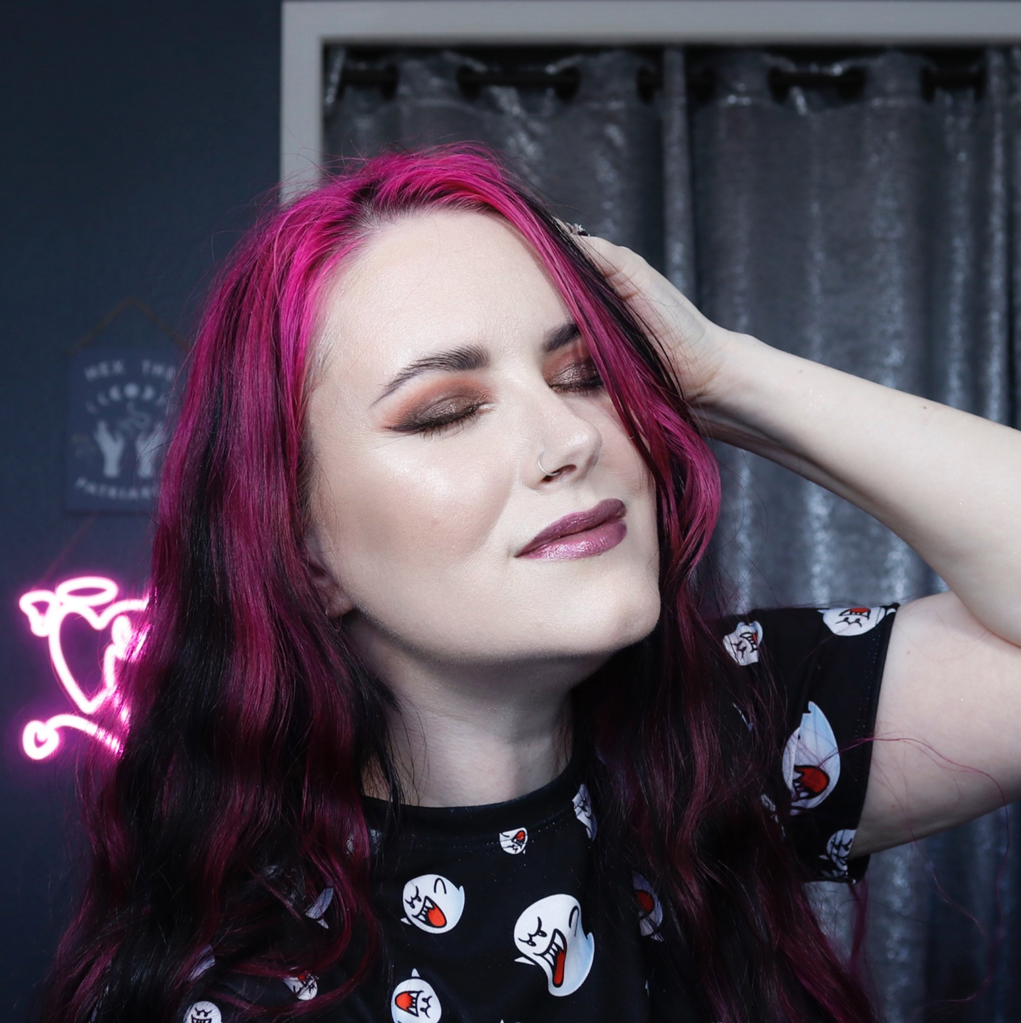 R.E.M. Beauty Starlet Liquid Eyeshadow Review