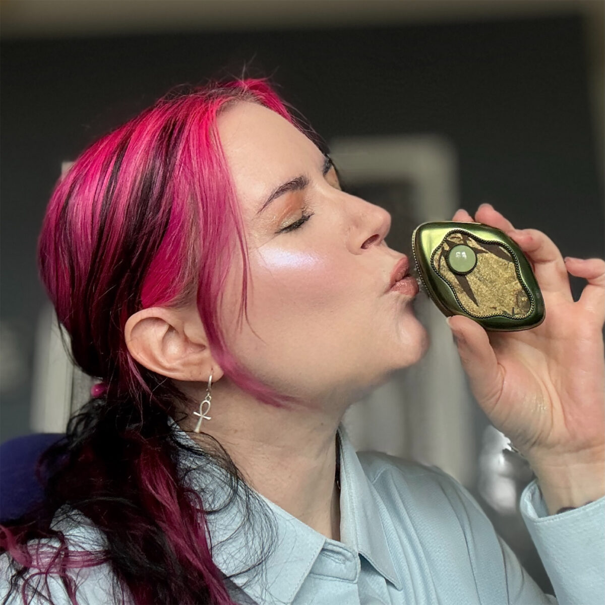 Cordelia is wearing Em Seraph Heaven's Glow blush