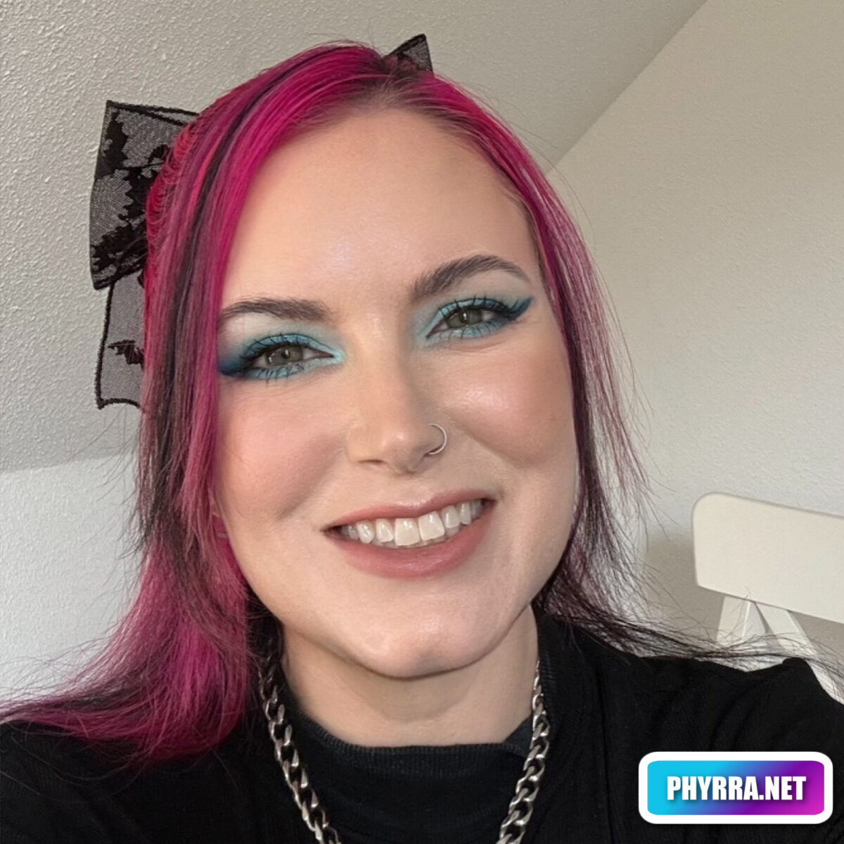 Icy Blue Bellabeautebar Dark Dreamscape Palette Look