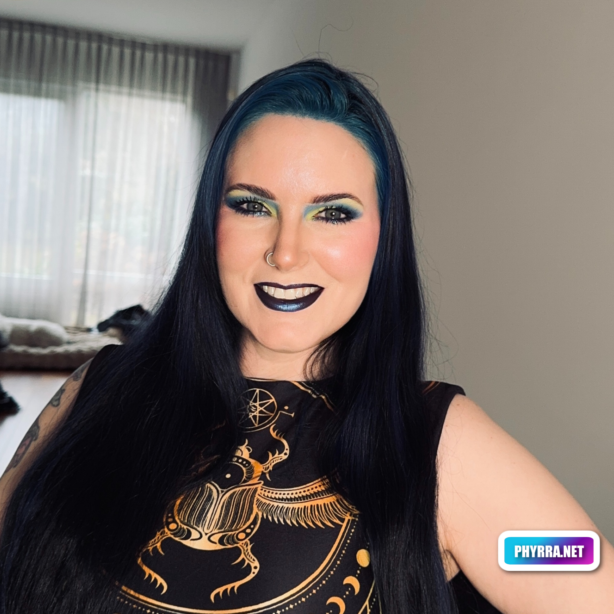 Bellabeautebar Ocean Jewel Palette Review Swatches Looks by indie makeup expert of two decades Cordelia Frost